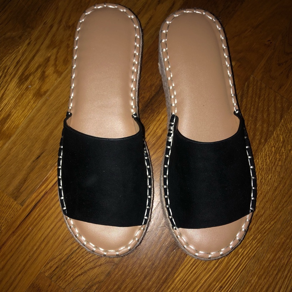 Brand new platform sandal